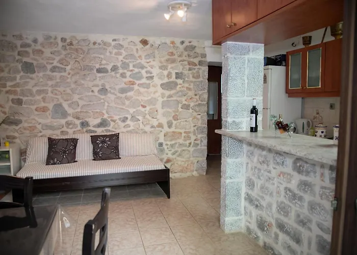 Semesterbostad Anna's Garden *