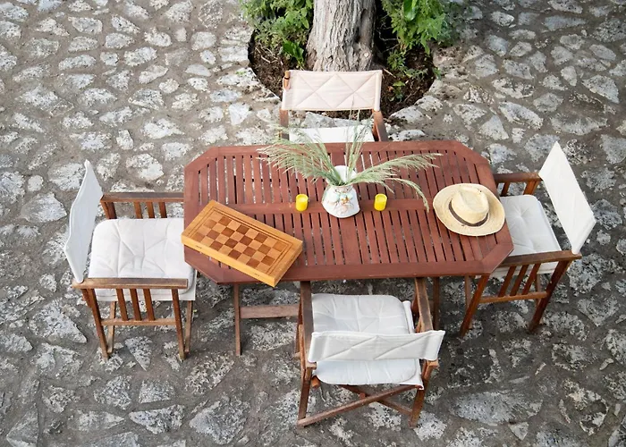 Anna's Garden * Triandafillia